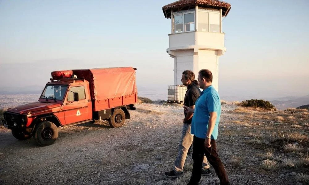 Η αυτοψία του Μητσοτάκη στην Πάρνηθα - Πού πήγε, ποιοι τον συνόδευσαν